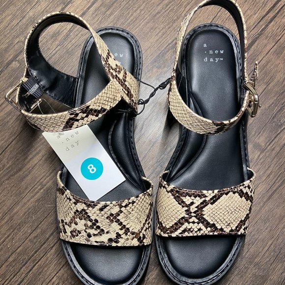 A-New Day - Ivy Heels Gray Snake Print - Picture 1 of 4